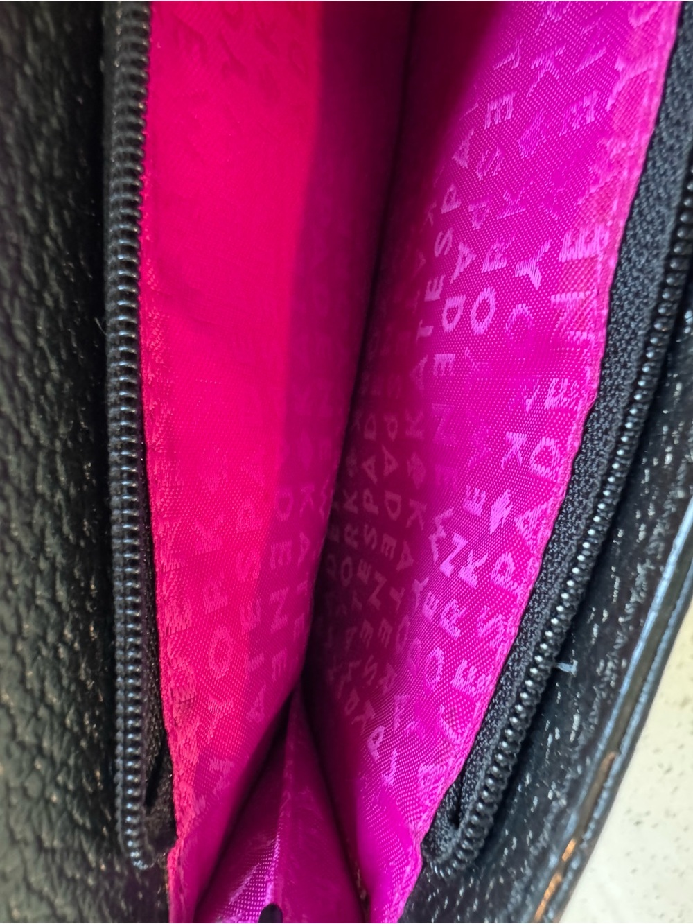 kate spade black pebbled leather wristlet wallet - Picture 3 of 5